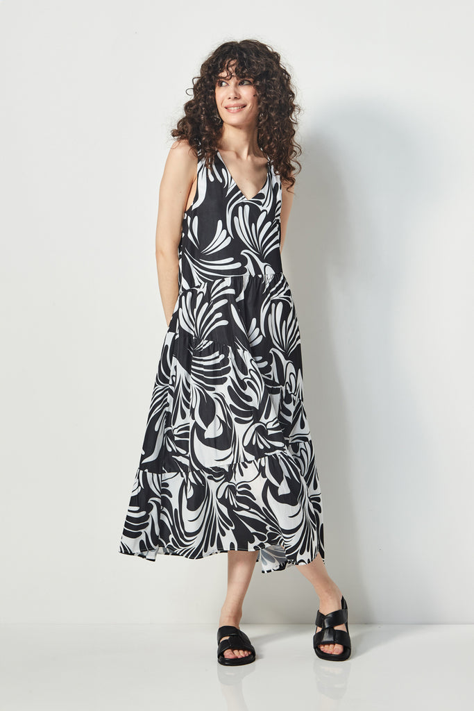 GLIDE BY VERGE...BLACK PRINT MACKENZIE DRESS