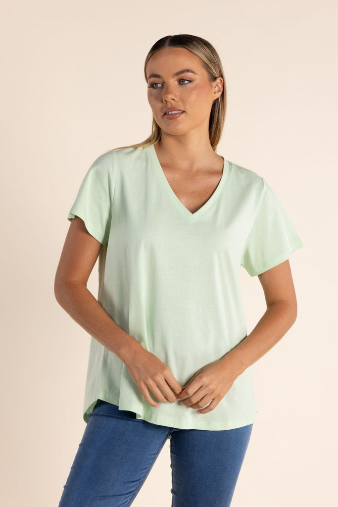 TWO T'S SOFT GREEN VEE NECK S/SLV TEE