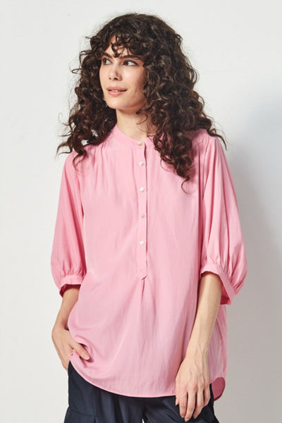 GLIDE BY VERGE...SWEET PEA PINK ROTATE SHIRT